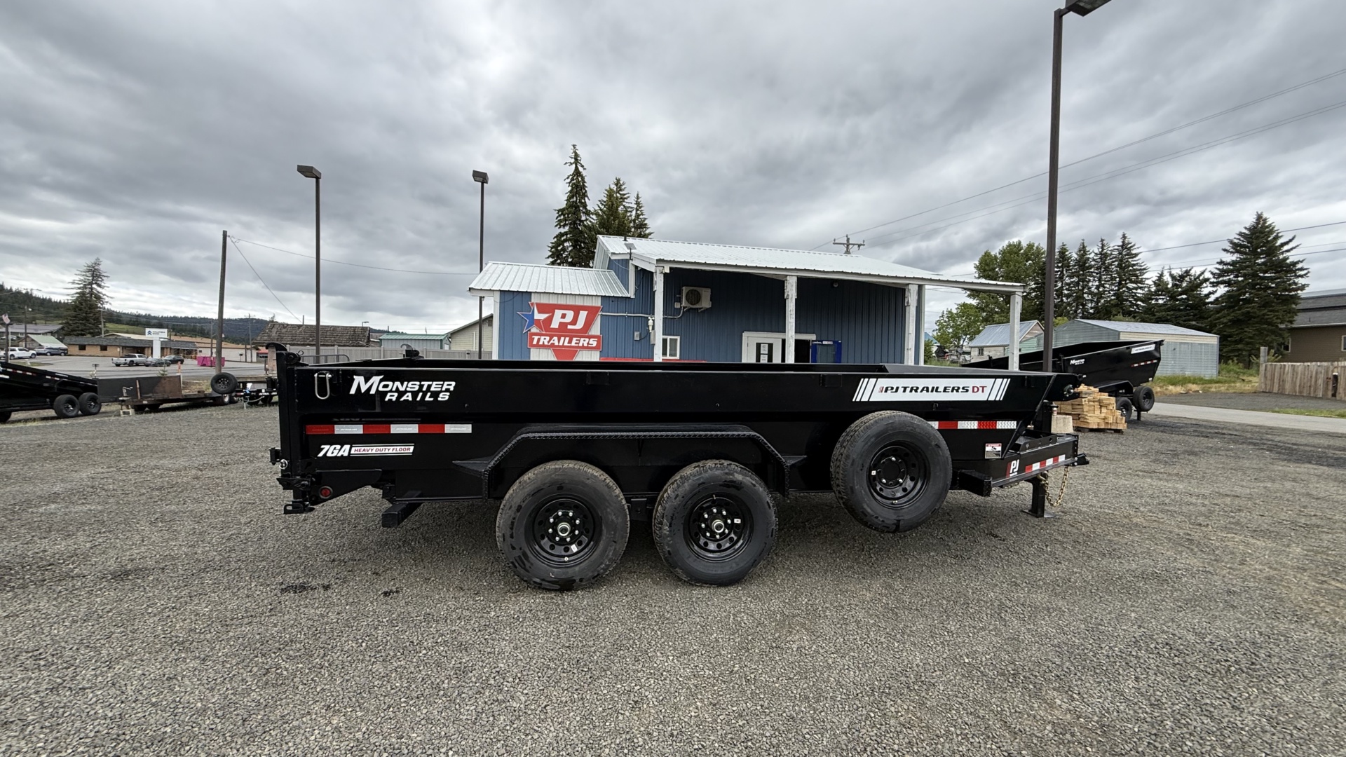 83" Low Pro Telescopic Dump - Photo 8
