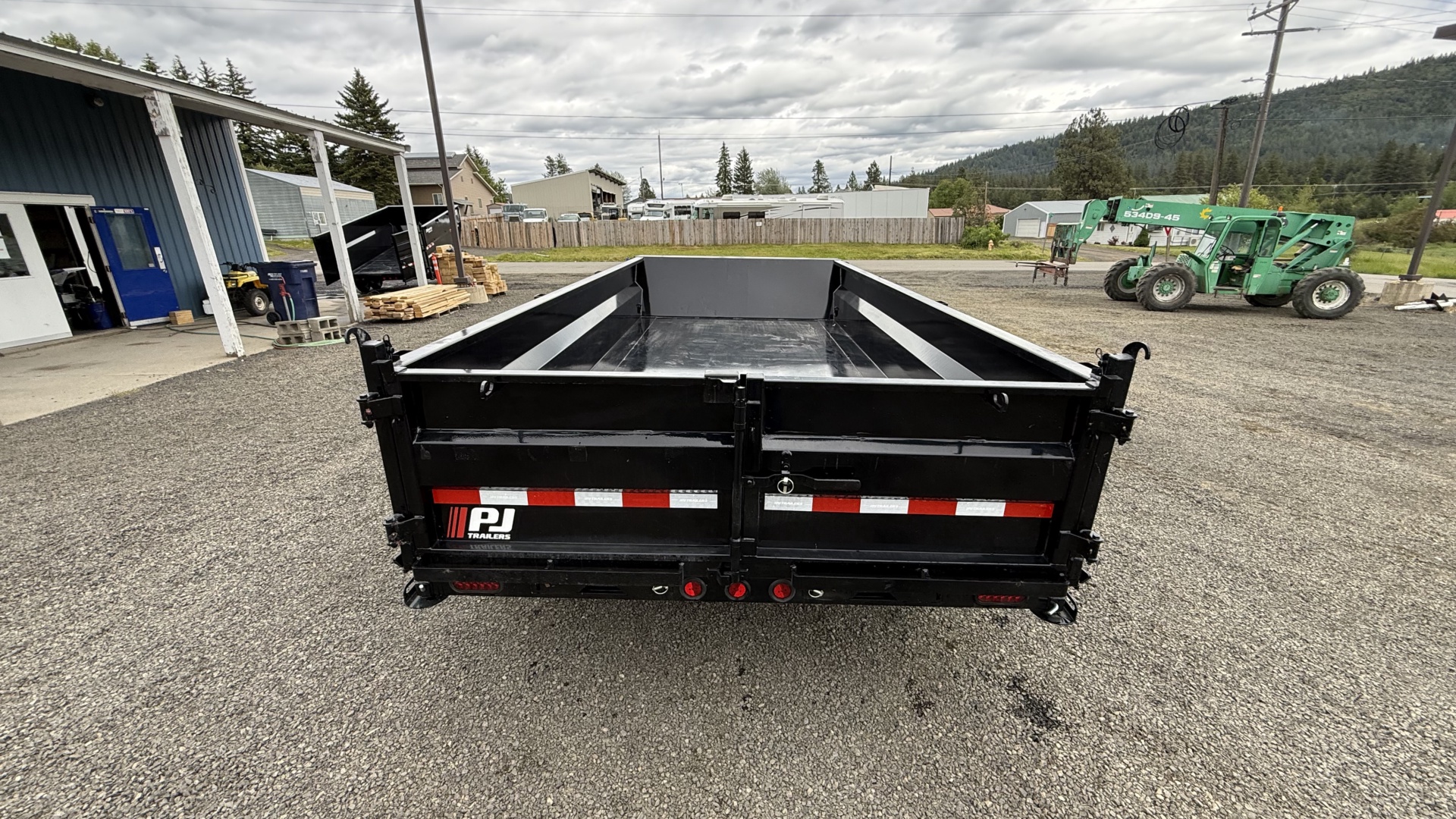 83" Low Pro Telescopic Dump - Photo 9