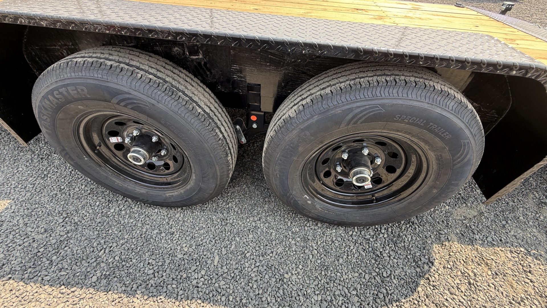 5" Channel Equipment - Photo 7