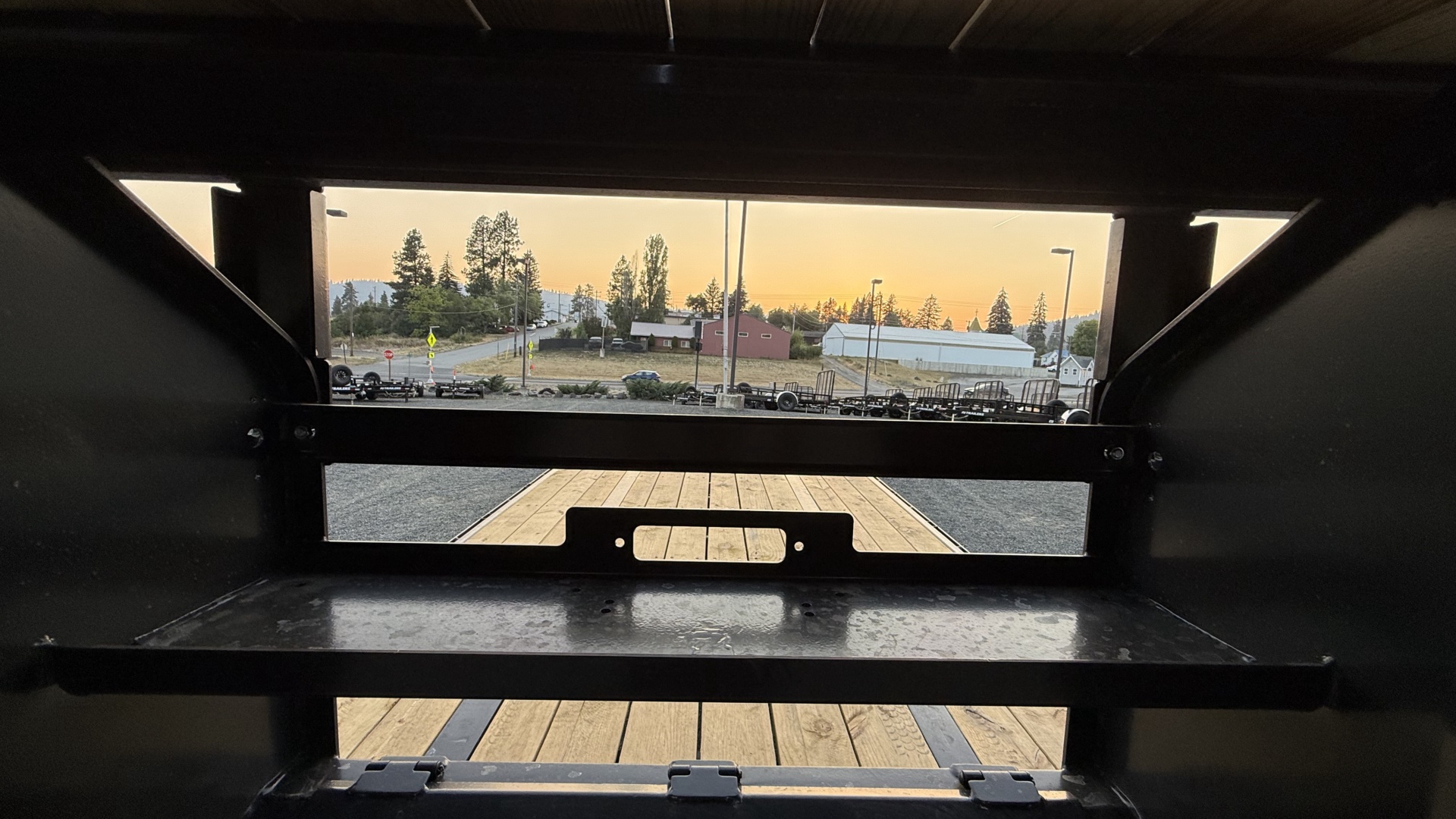 102" Wide Bolt HD Deckover Gooseneck - Photo 8