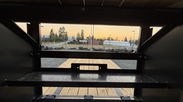 102" Wide Bolt HD Deckover Gooseneck - Thumbnail 8