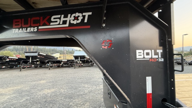 102" Wide Bolt HD Deckover Gooseneck - Thumbnail 12
