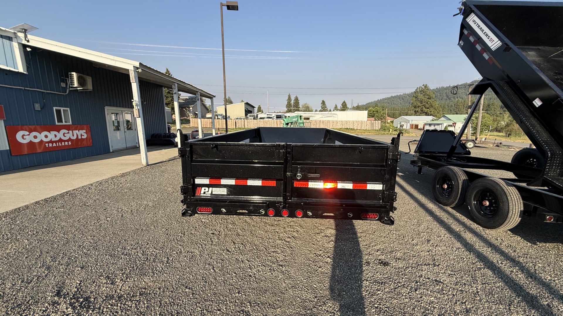 83" Low Pro Telescopic Dump - Photo 4