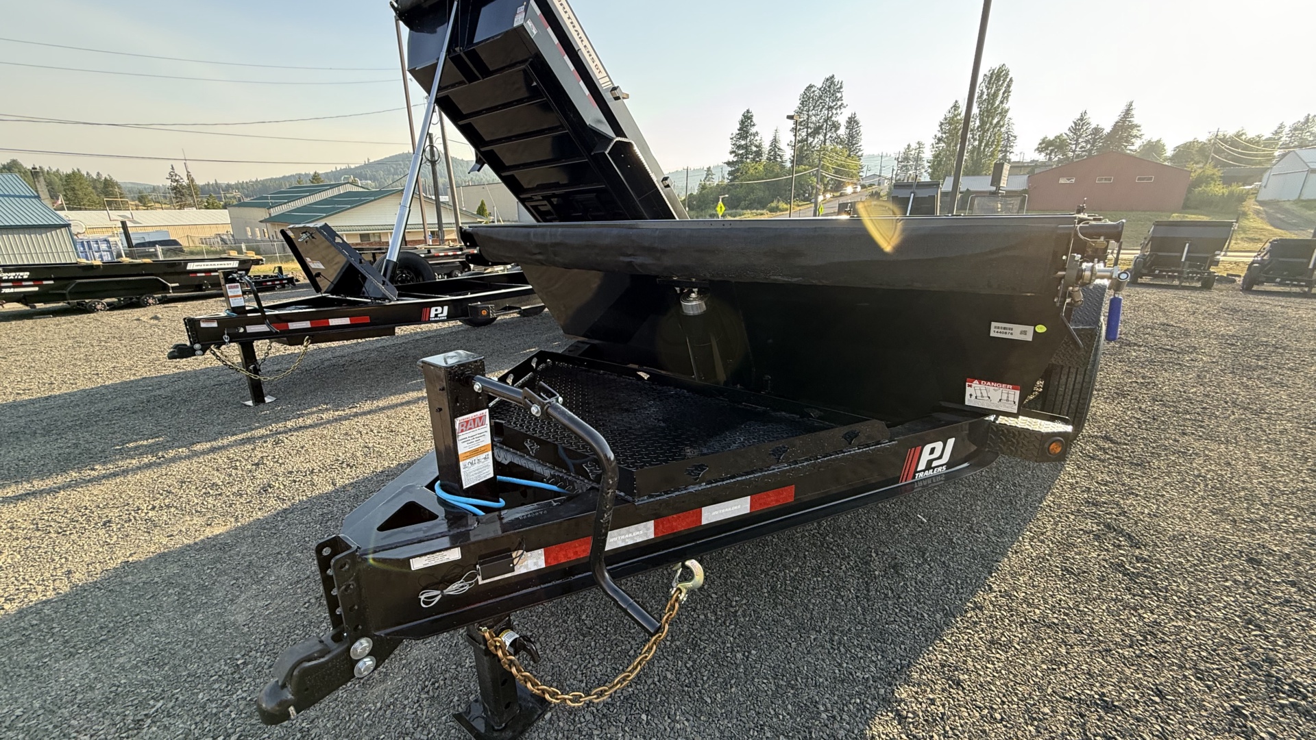 83" Low Pro Telescopic Dump - Photo 7