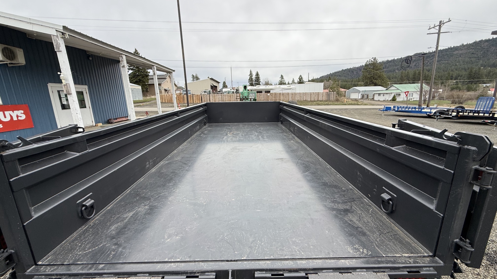 83" Wide LP Dump Trailer - Photo 10