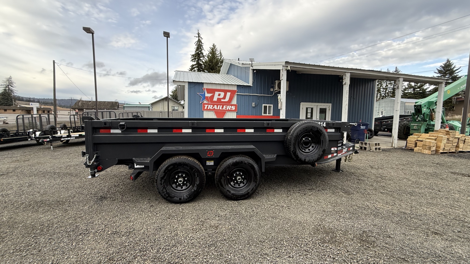 83" Wide LP Dump Trailer - Photo 3
