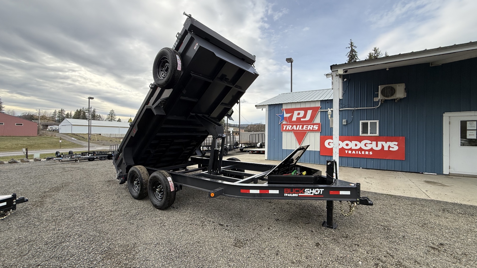 83" Wide LP Dump Trailer - Photo 1