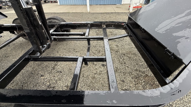 72" Wide LPF Dump Trailer - Thumbnail 13