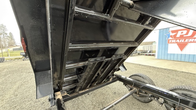 72" Wide LPF Dump Trailer - Thumbnail 14