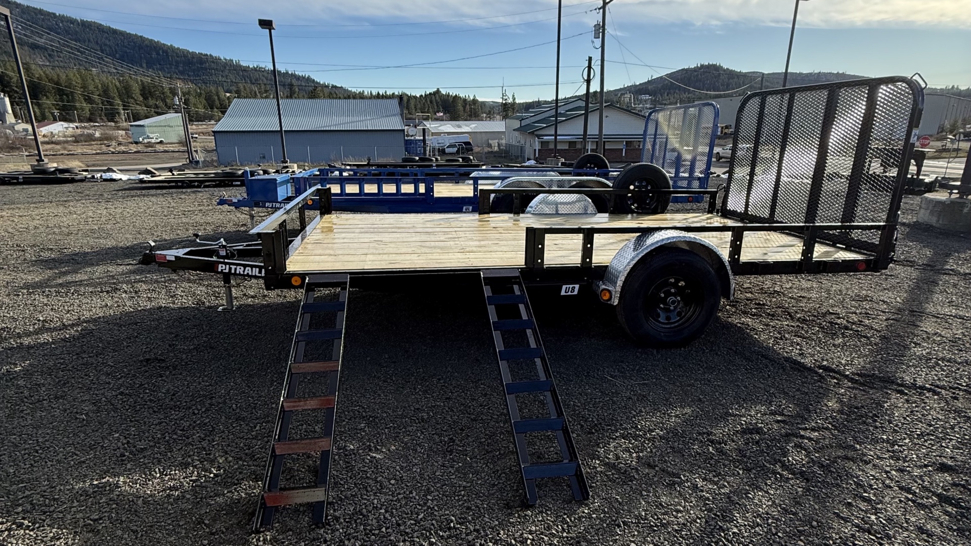 83" Single Axle Channel Utility - Photo 2