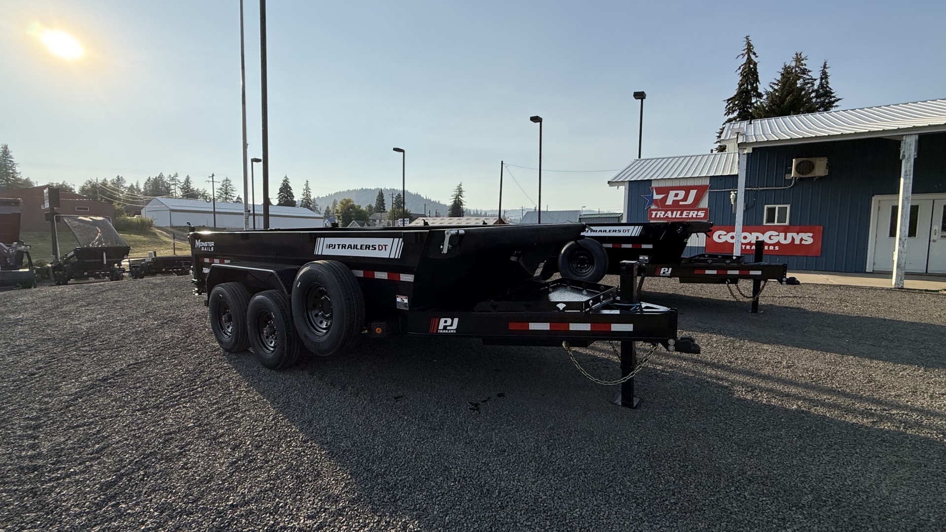 83" Low Pro Telescopic Dump - Photo 2