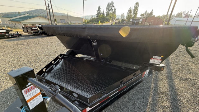 83" Low Pro Telescopic Dump - Thumbnail 9