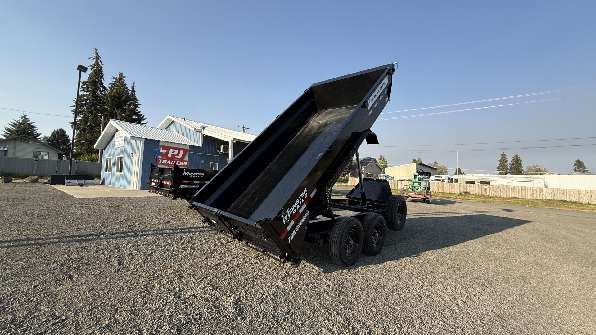 83" Low Pro Telescopic Dump - Photo 10