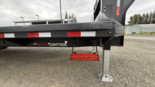 102" Wide Bolt HD Flatdeck - Thumbnail 13
