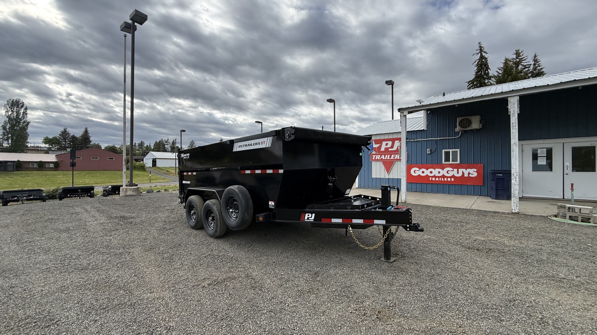 83" Low Pro Telescopic Dump - Photo 1