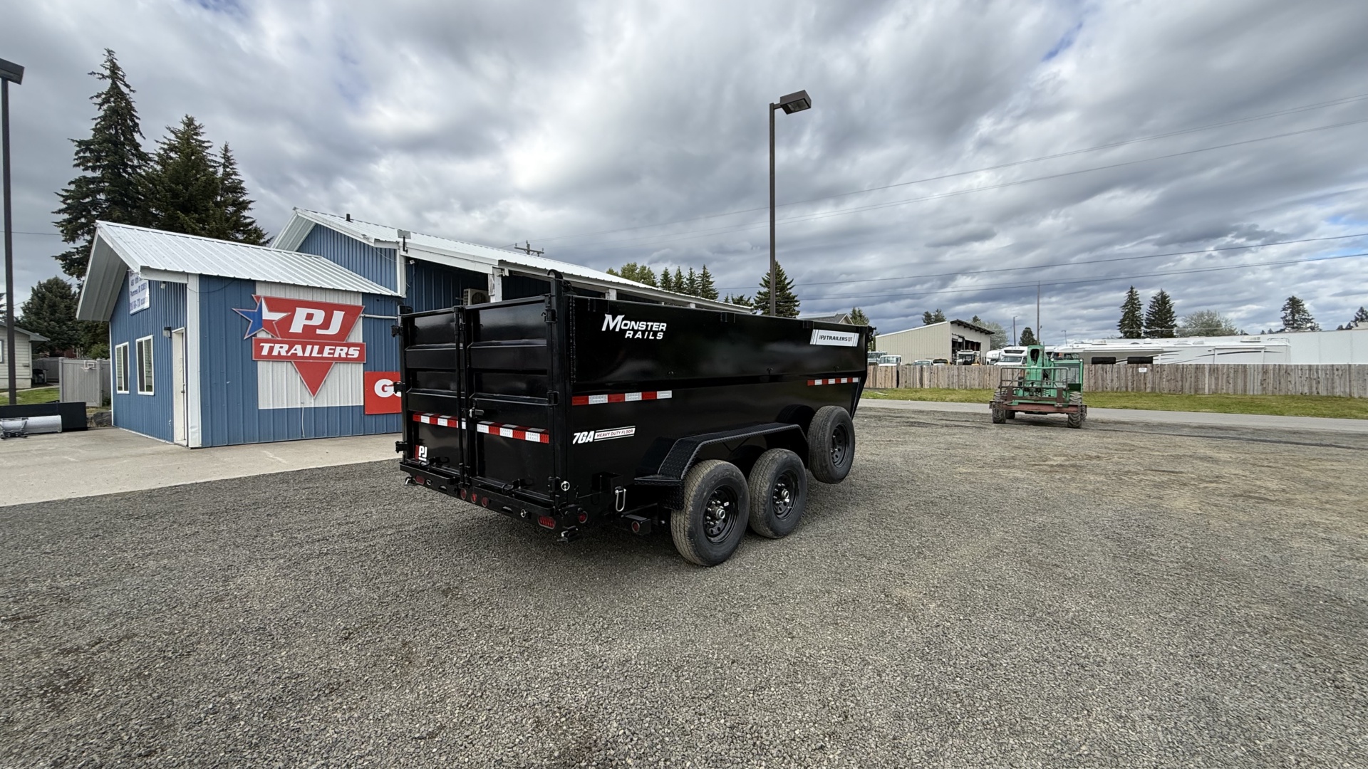 83" Low Pro Telescopic Dump - Photo 4
