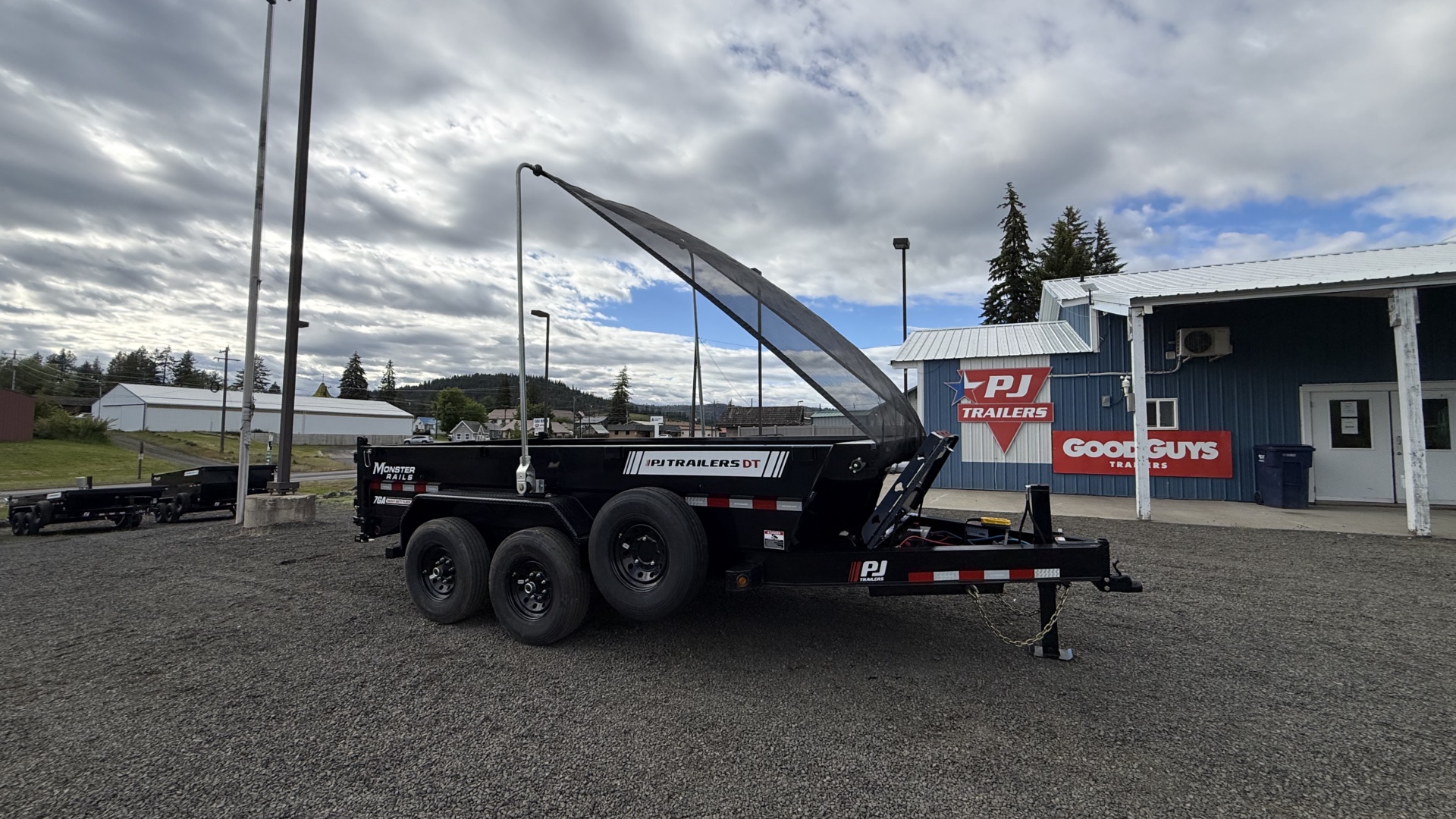 83" Low Pro Telescopic Dump - Photo 3