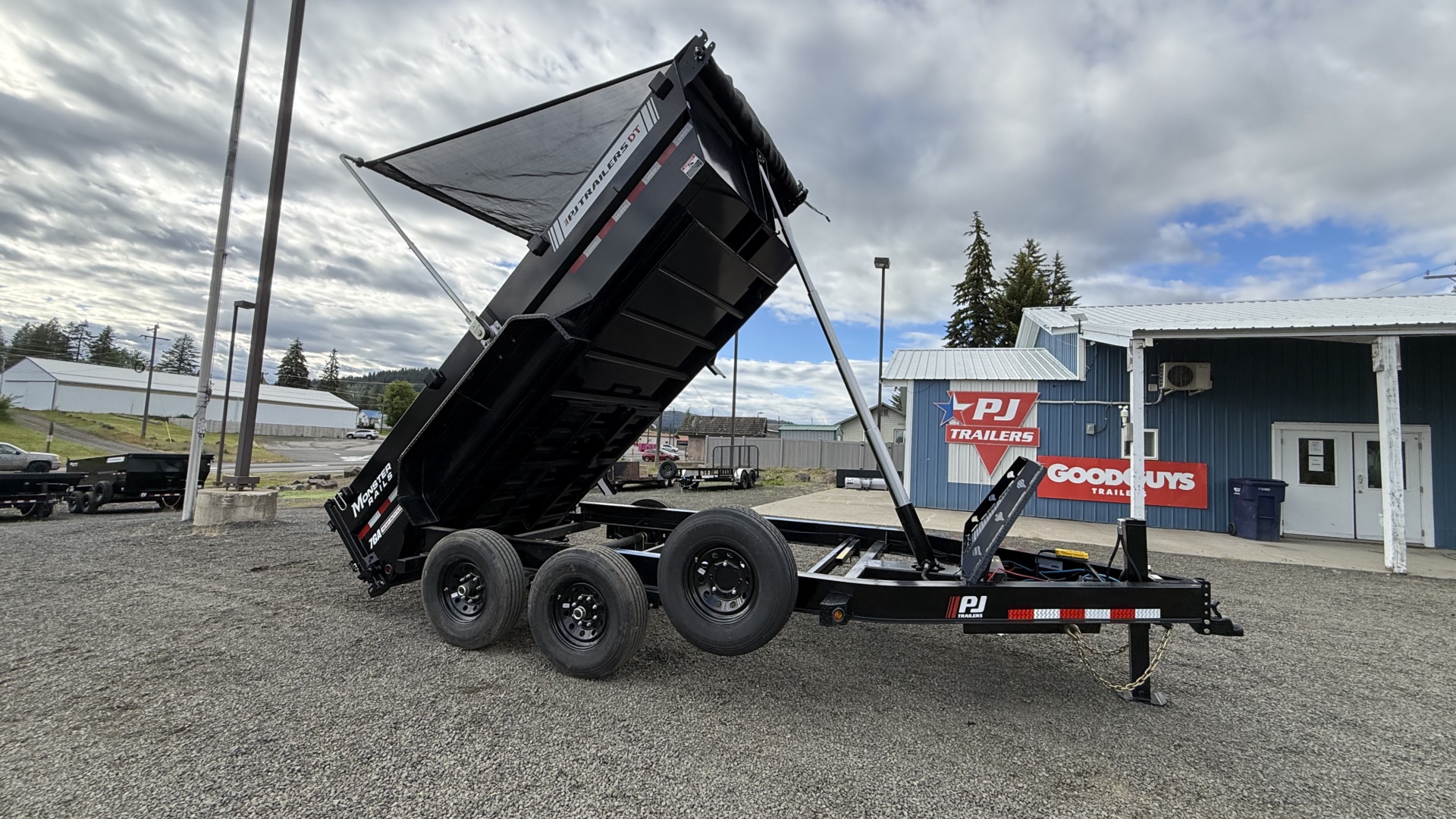 83" Low Pro Telescopic Dump - Photo 2