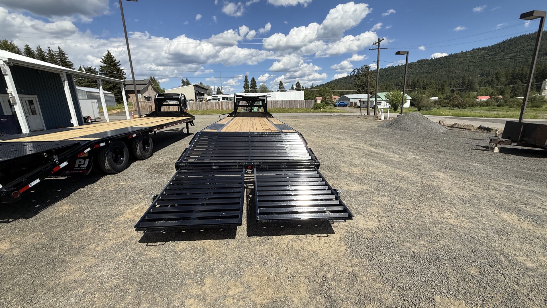 102" Wide Quest Flatdeck With Singles - Photo 7
