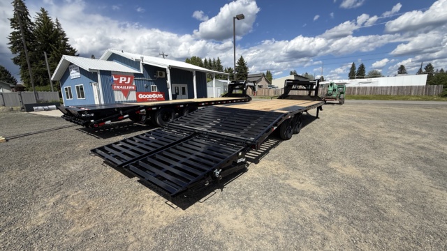 102" Wide Quest Flatdeck With Singles - Thumbnail 10