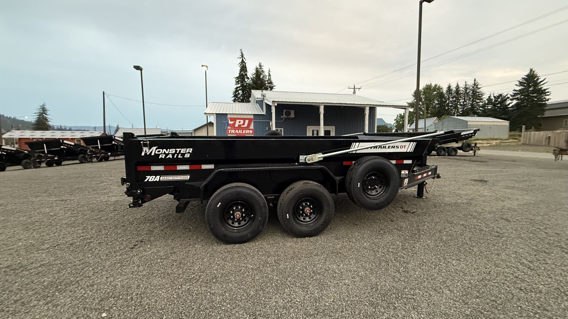 83" Low Pro Telescopic Dump - Photo 4