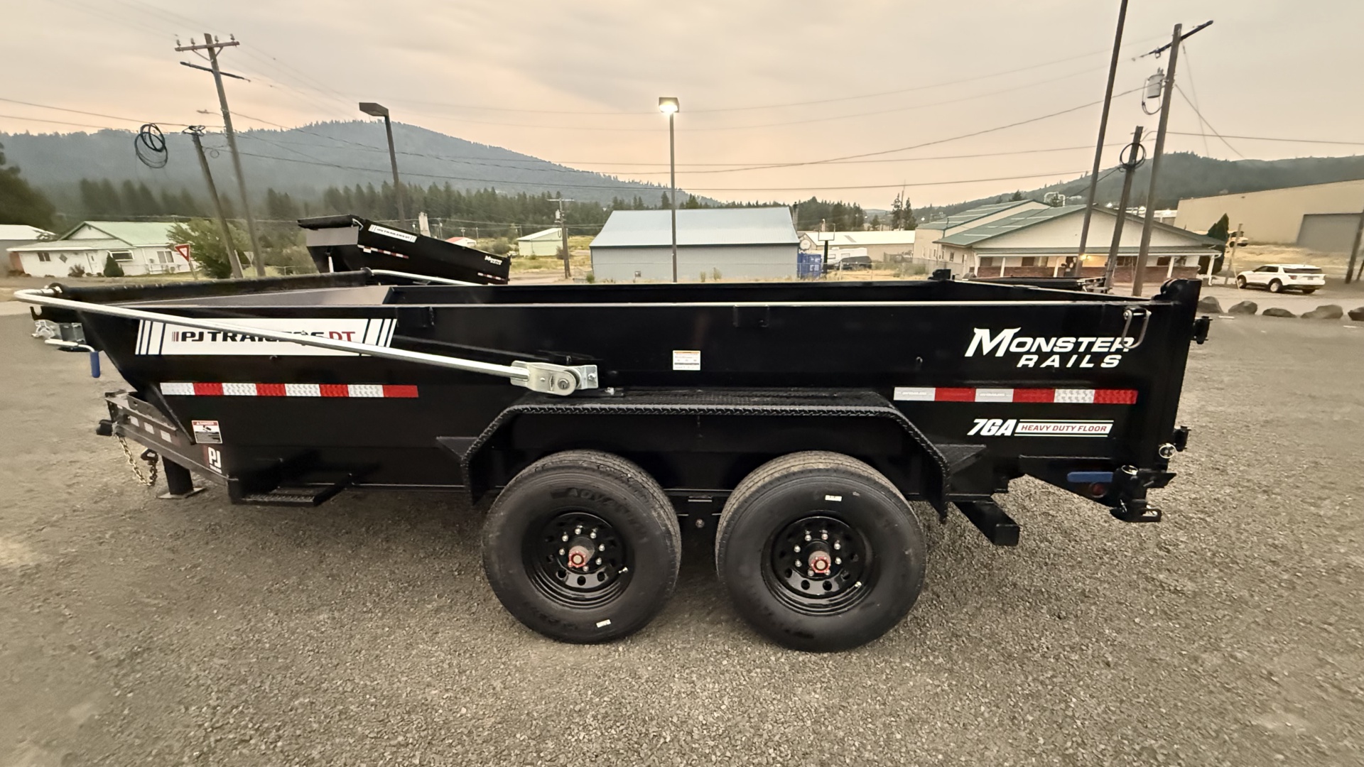 83" Low Pro Telescopic Dump - Photo 8