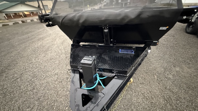 83" Low Pro Telescopic Dump - Thumbnail 10