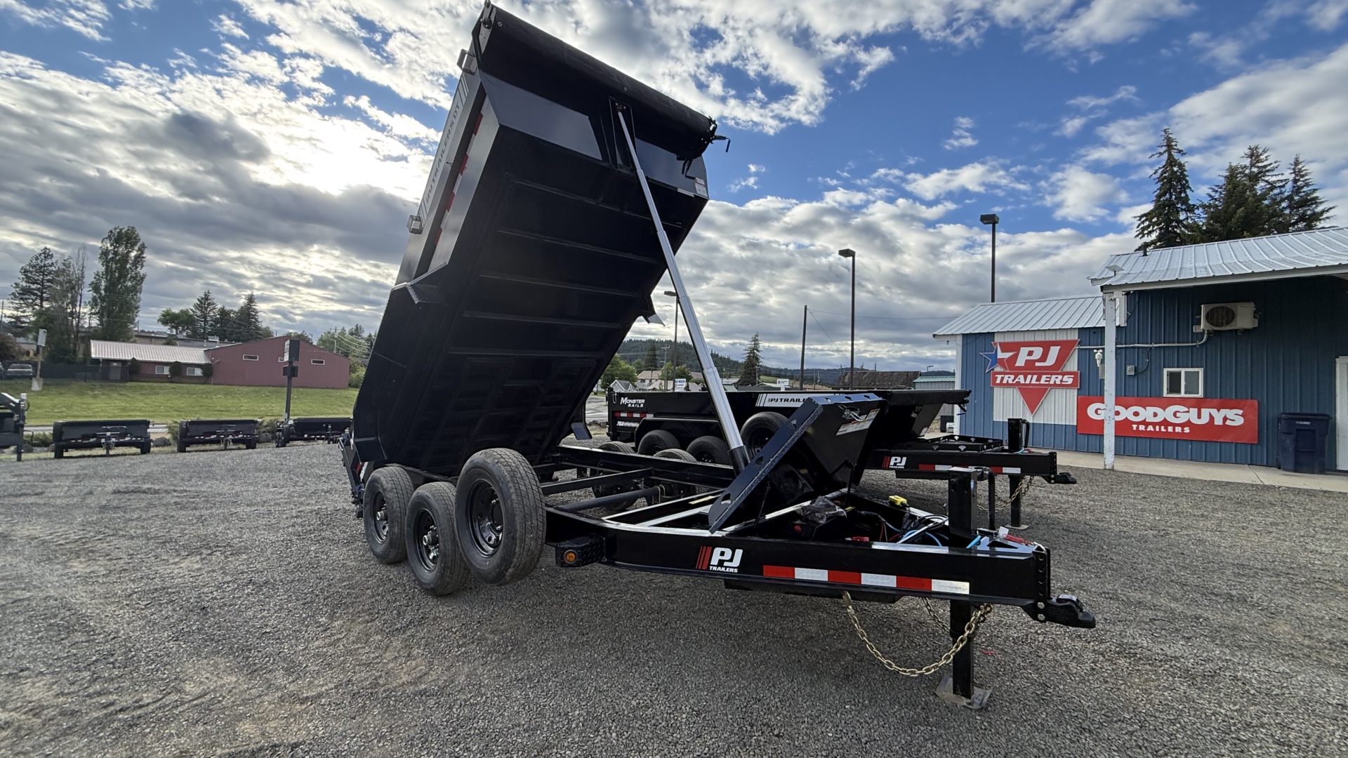 83" Low Pro Telescopic Dump - Photo 6