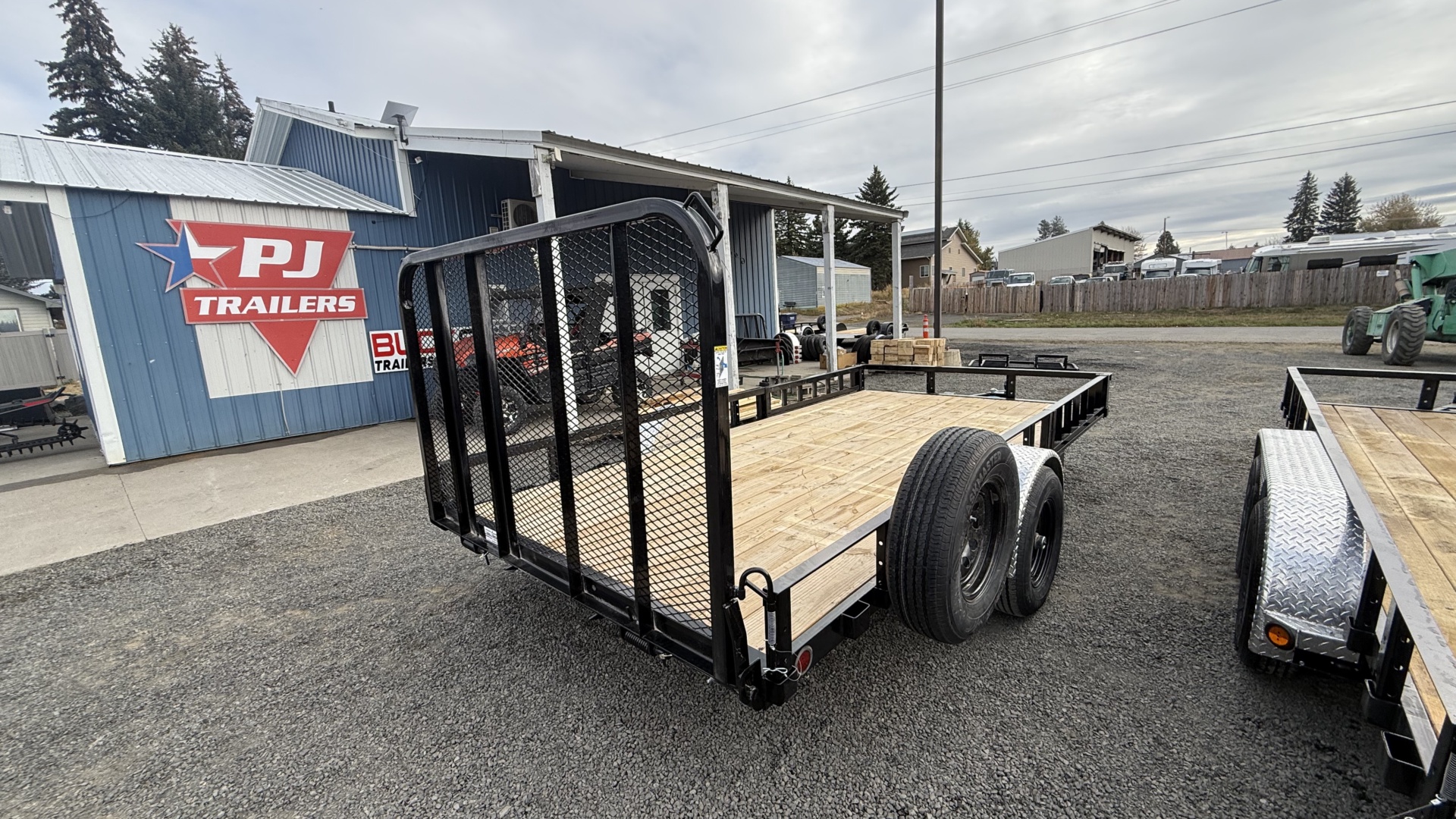 83" Single Axle Channel Utility - Photo 3