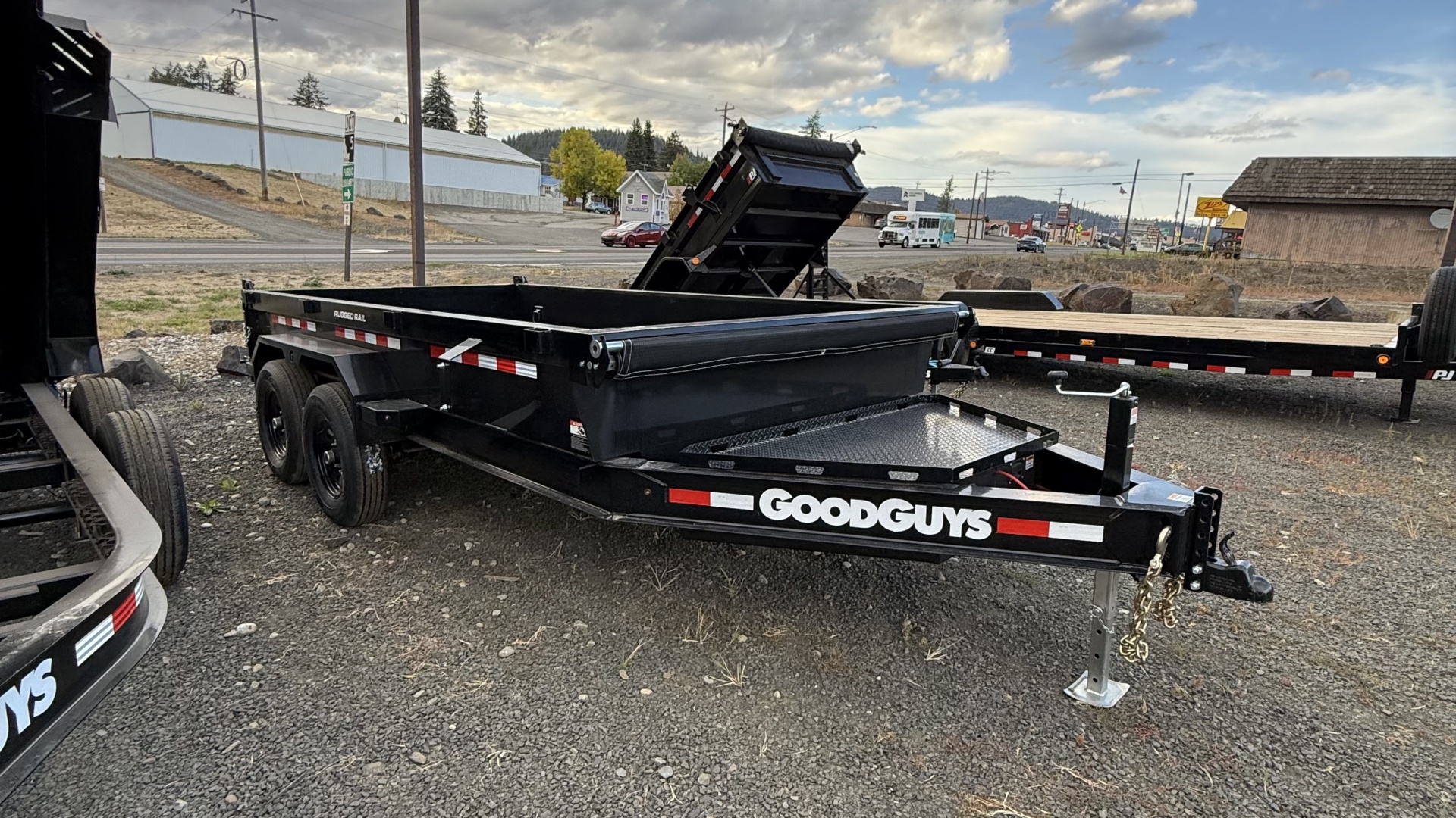 Dump Trailer - Photo 2