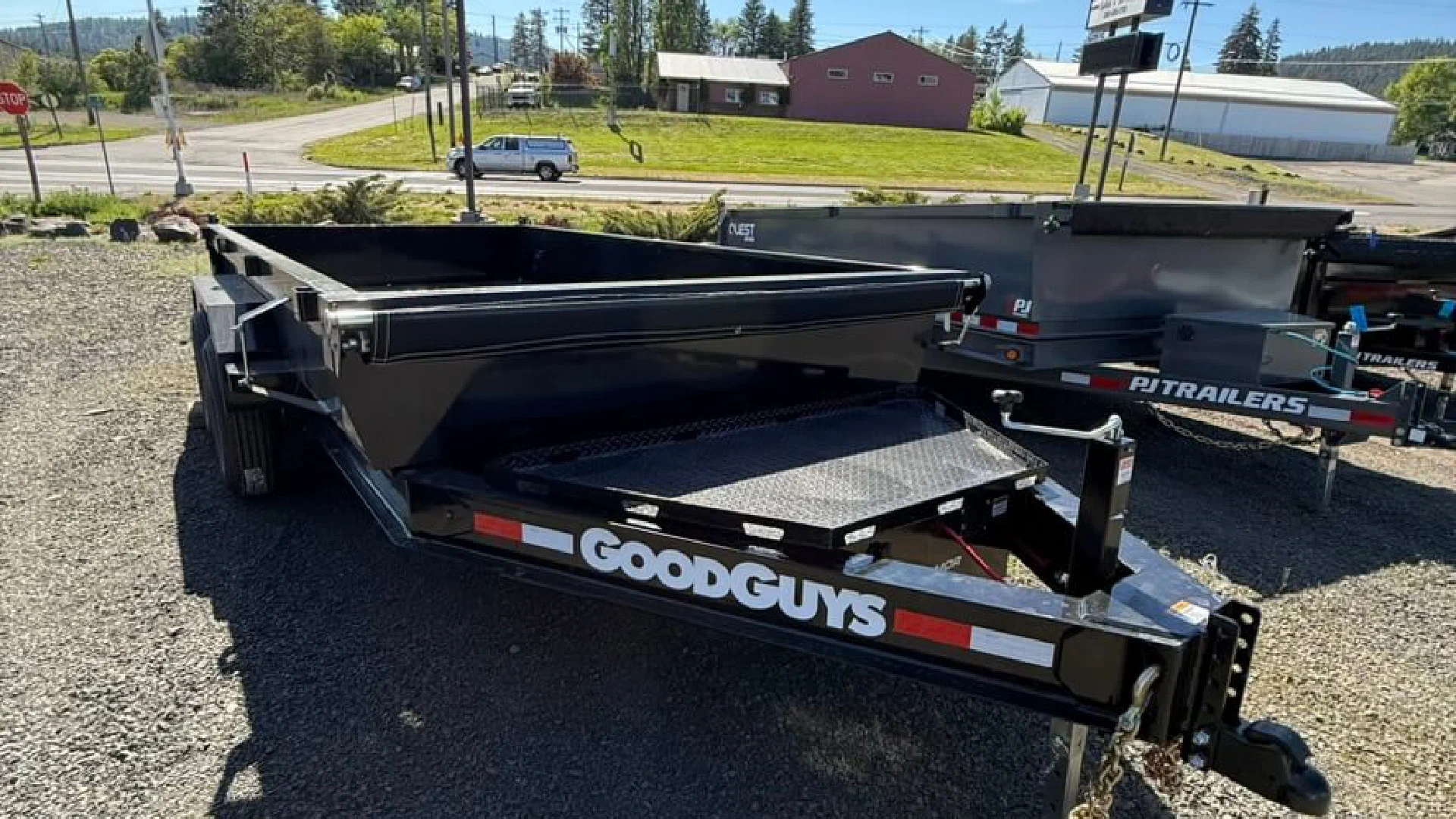 Dump Trailer - Photo 1