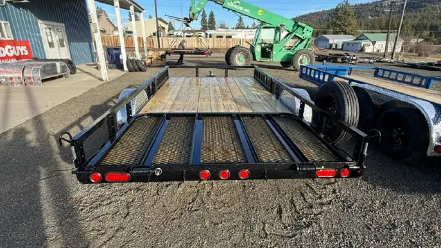 83' Single Axle Channel Utility - Thumbnail 2