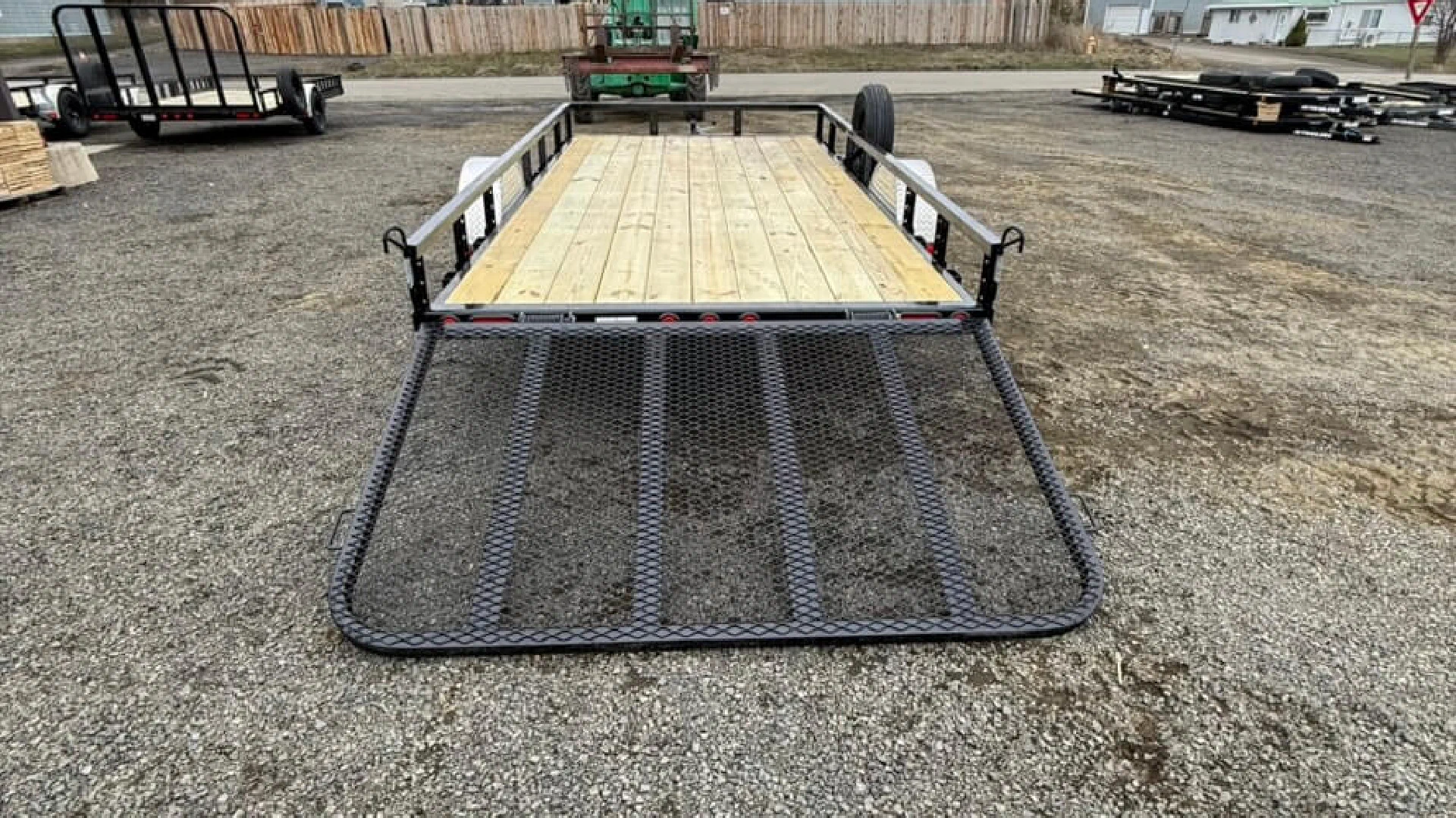 83' Single Axle Channel Utility - Photo 2